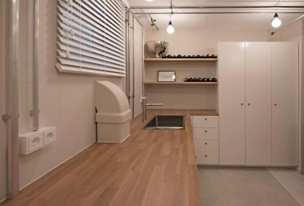 Nature Inspiration Apartment With Balcony & Grill Bbq In Duisburg Mitte Central Station 10 Mins & Big Tv With Photo Lights Exteriör bild